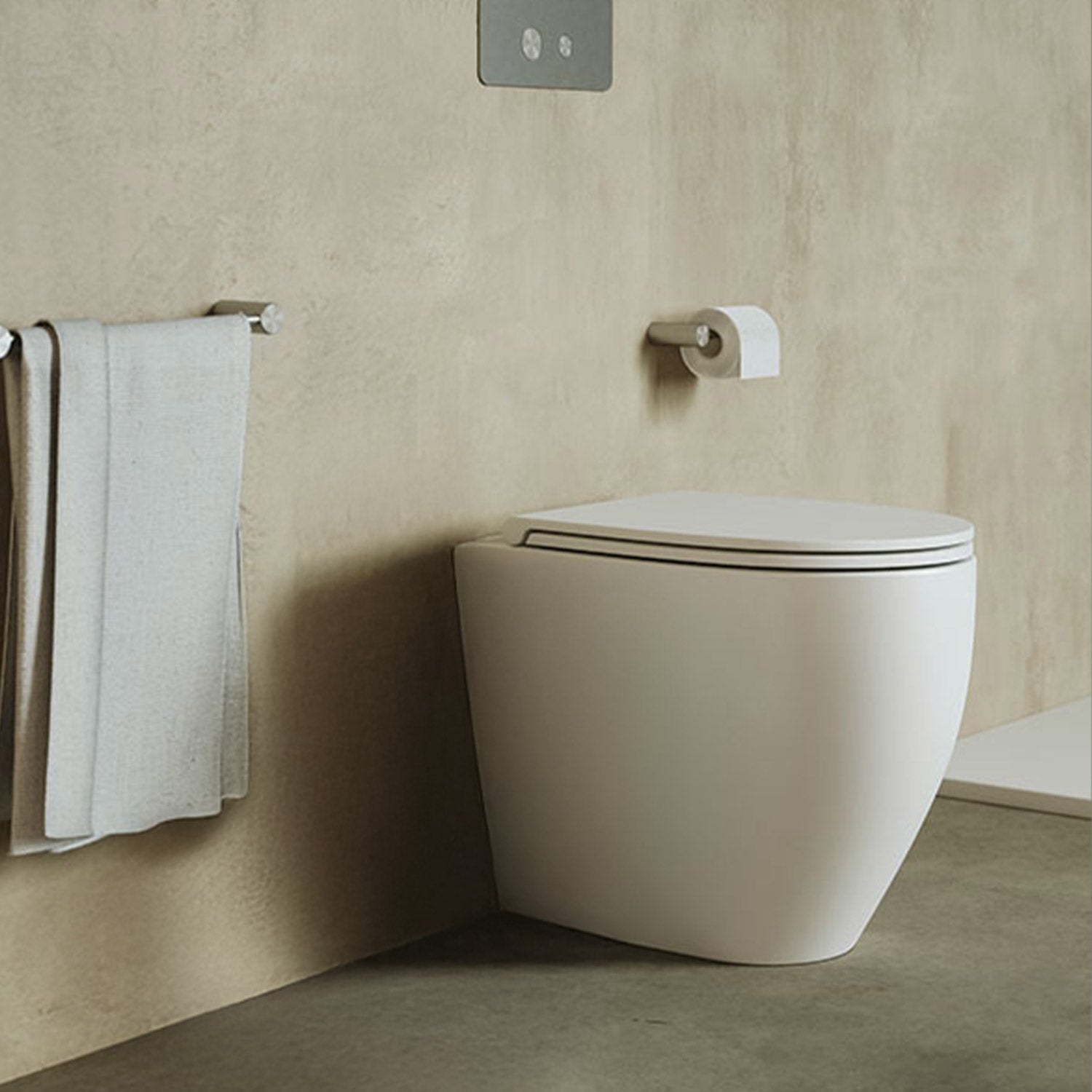 Bull Pedestal WC with Soft Close Seat